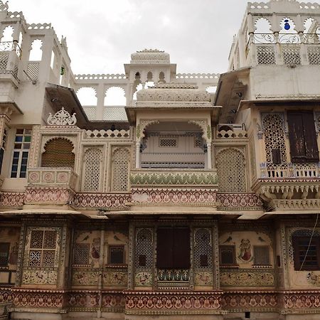 Shree Jagdish Mahal Heritage Hotel Udaipur Exterior photo